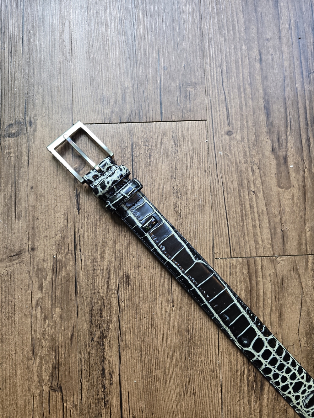 Greg Norman Croc Leather Belt with Silver Buckle - Picture 2 of 7